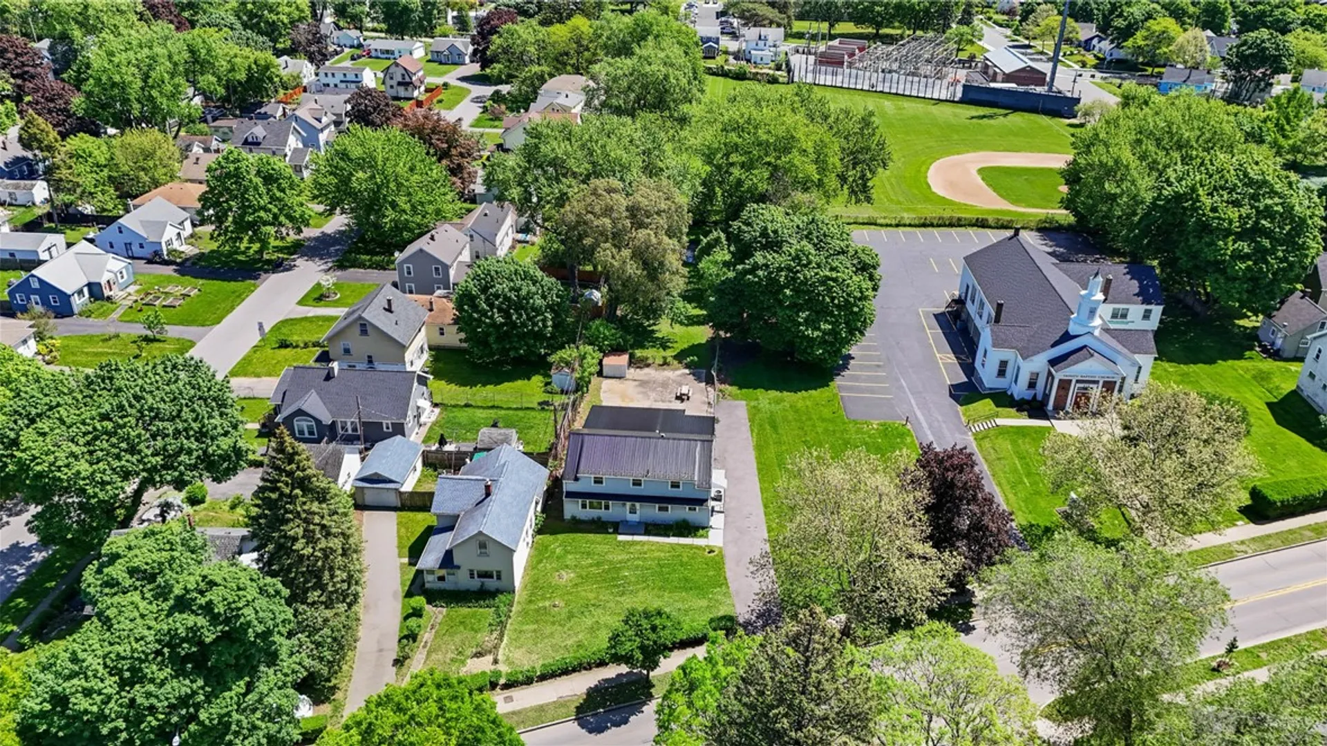 Property at 674 Merchants Road, Rochester, NY 14609 50
