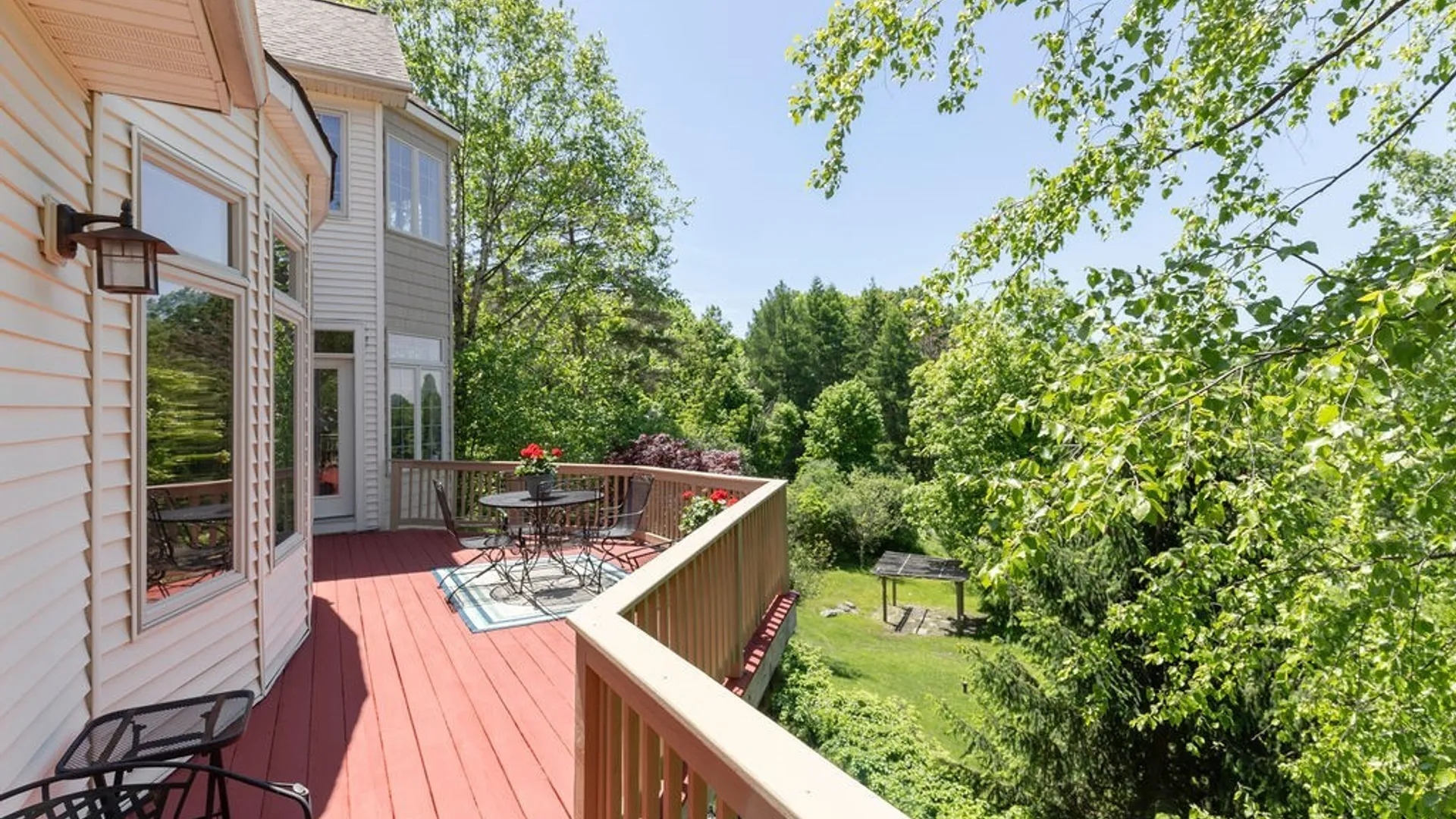 Property at 438 Brookford Road, Syracuse, NY 13224 14
