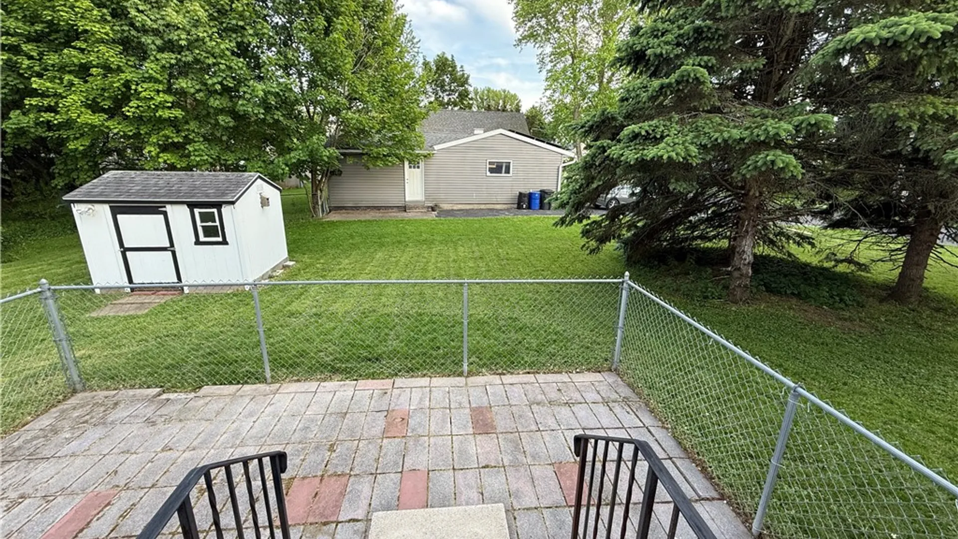 Property at 2 Dove Path, Clay, NY 13090 26