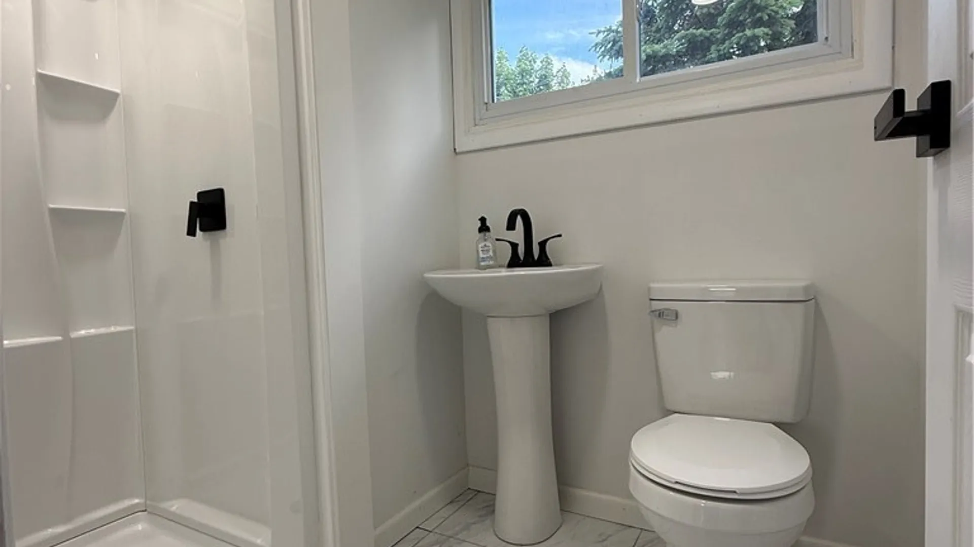 Property at 2 Dove Path, Clay, NY 13090 9