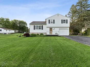 2333 Cornwall Drive, Macedon, NY 14502