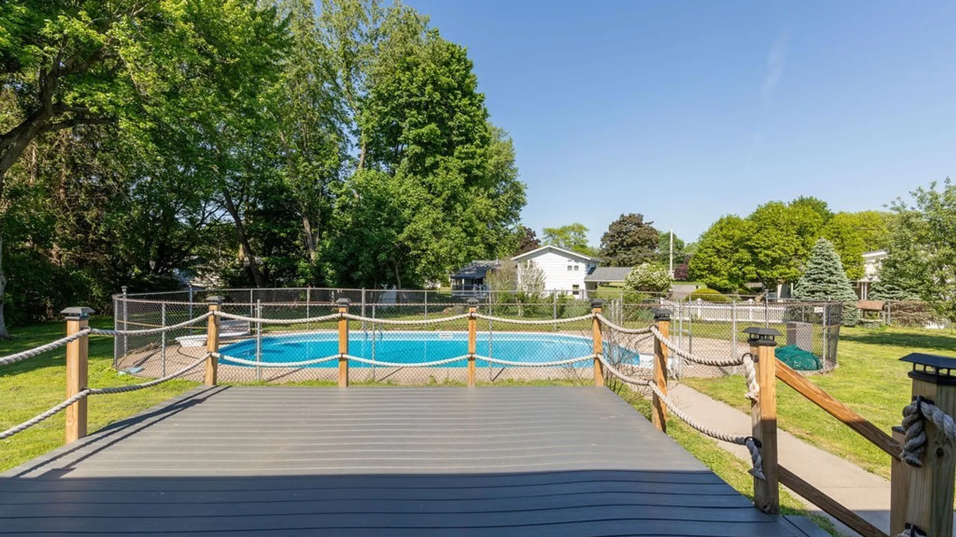 Property at 3 Trelign Drive, Cicero, NY 13212 10