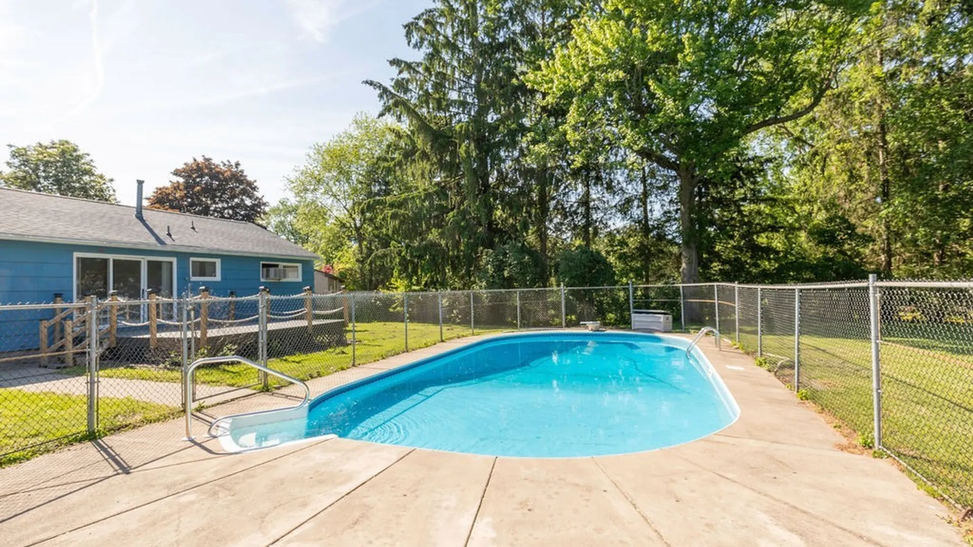Property at 3 Trelign Drive, Cicero, NY 13212 11