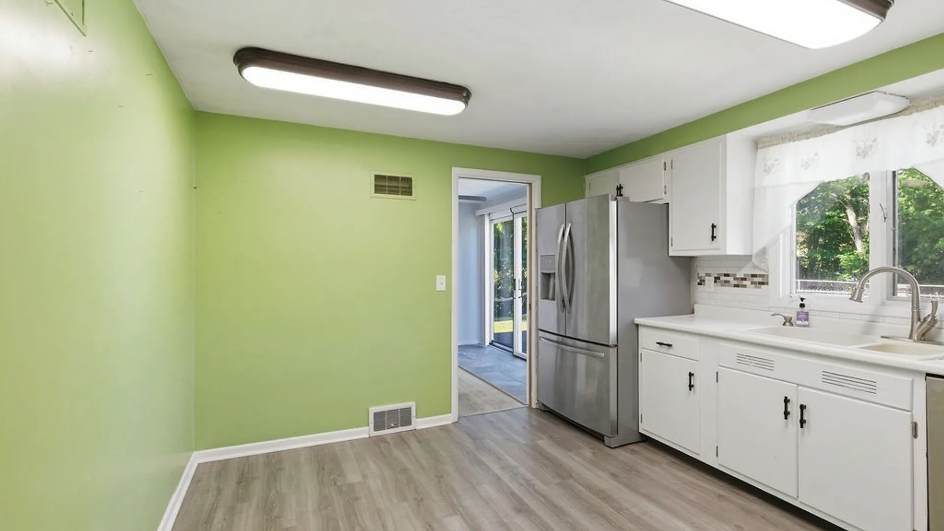 Property at 3 Trelign Drive, Cicero, NY 13212 19