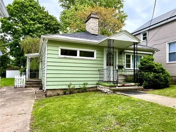 33 W 9th Street, Oswego, NY 13126