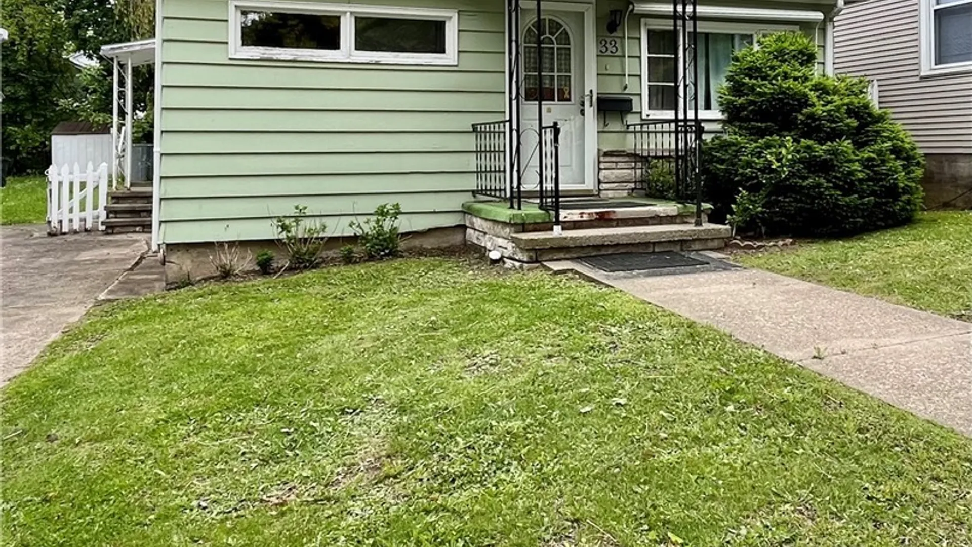 Property at 33 W 9th Street, Oswego, NY 13126 2
