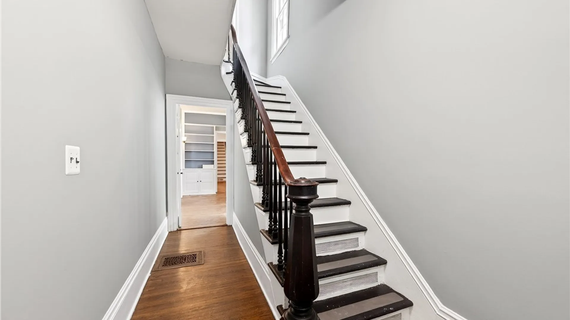 Property at 160 Mariner Street, Buffalo, NY 14201 6