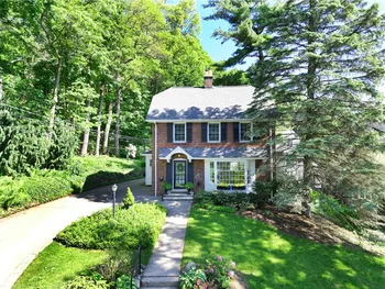 Property at 8 Nunda Blvd, Rochester, NY 14610
