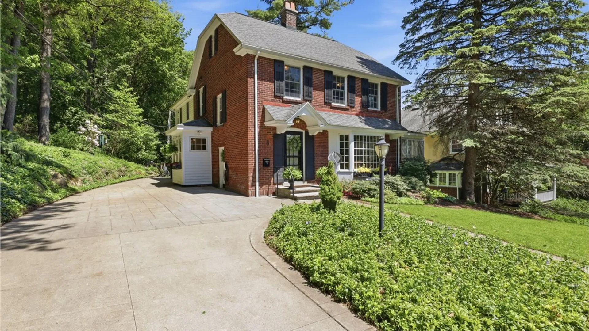 Property at 8 Nunda Blvd, Rochester, NY 14610 34