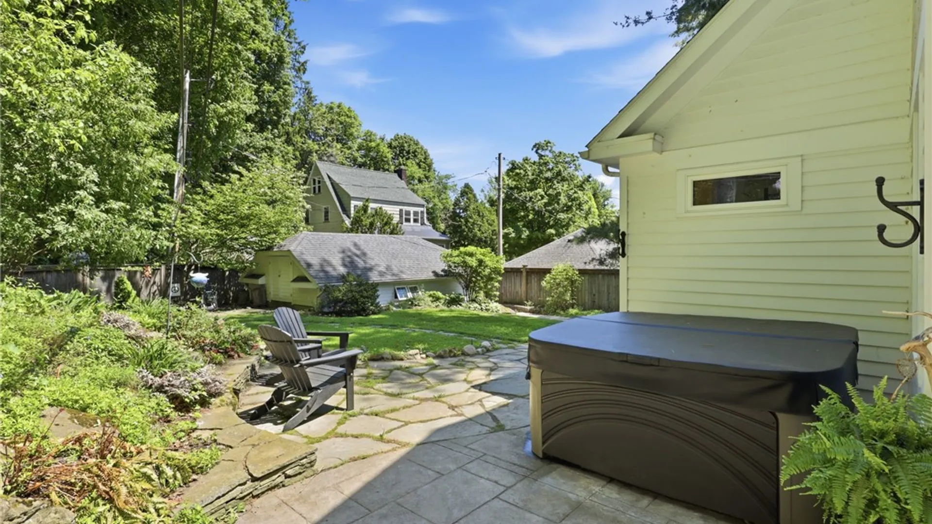 Property at 8 Nunda Blvd, Rochester, NY 14610 38