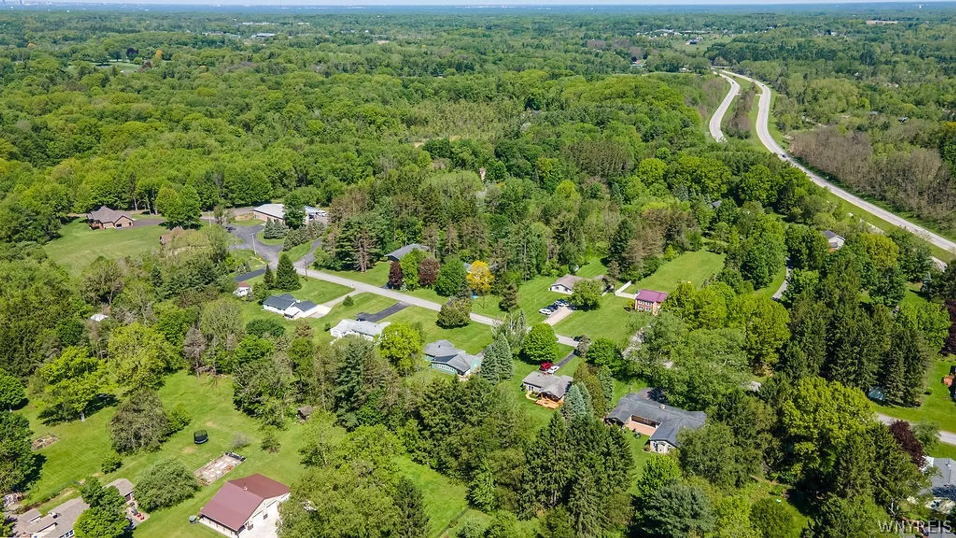 Property at 31 Heiler Drive, Aurora, NY 14052 12