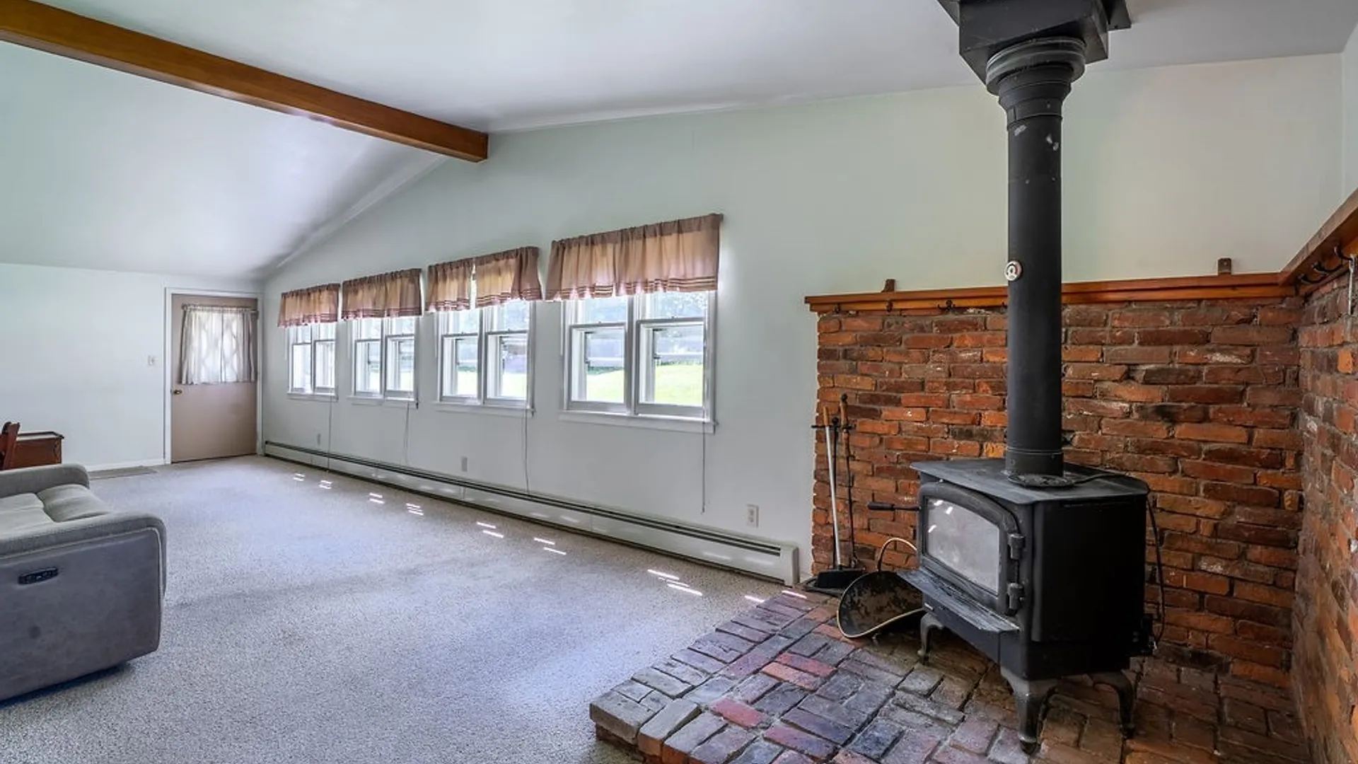 Property at 31 Heiler Drive, Aurora, NY 14052 19