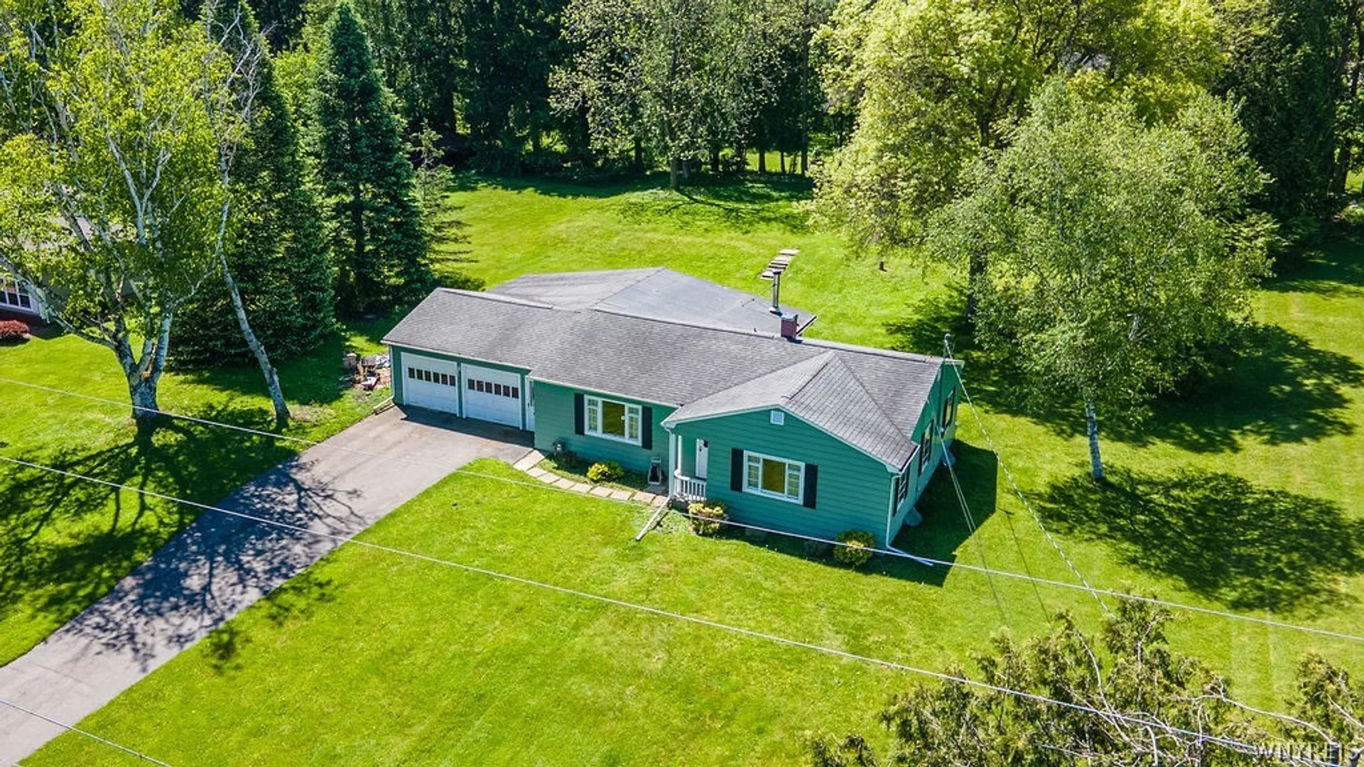 Property at 31 Heiler Drive, Aurora, NY 14052 3