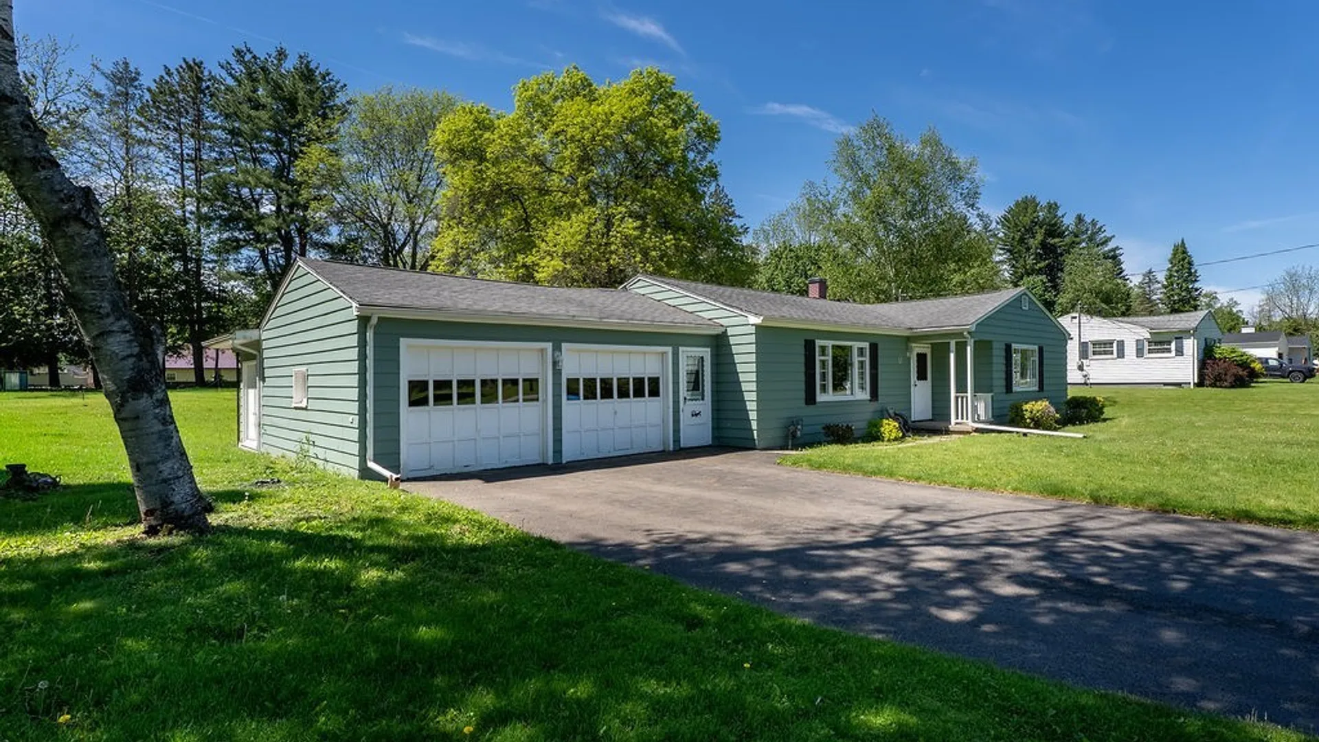 Property at 31 Heiler Drive, Aurora, NY 14052 4
