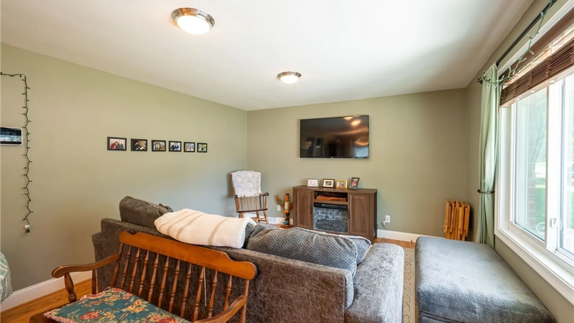 Property at 297 Burch Avenue, West Seneca, NY 14210 8