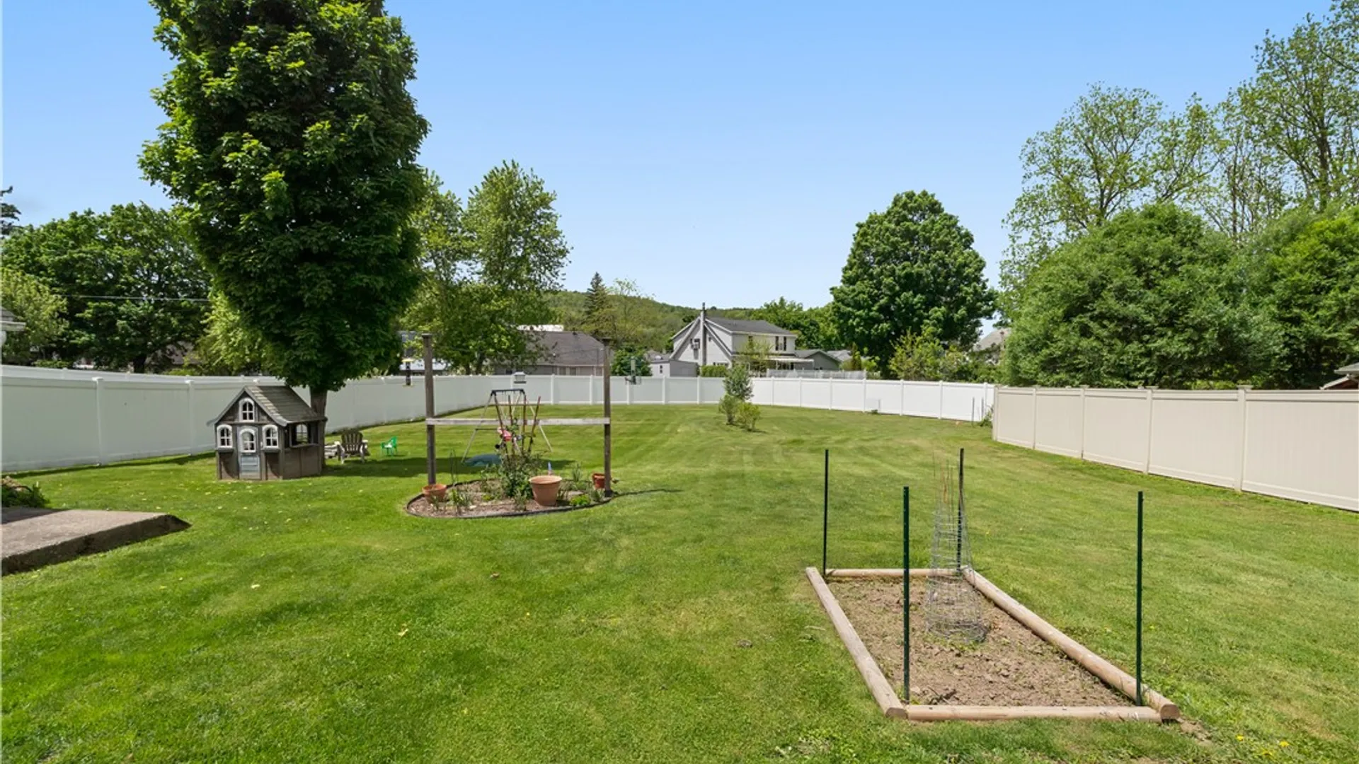 Property at 32 Elm Street, Canisteo, NY 14823 37