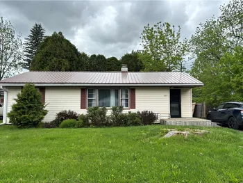 427 Schuyler Avenue, Southport, NY 14904