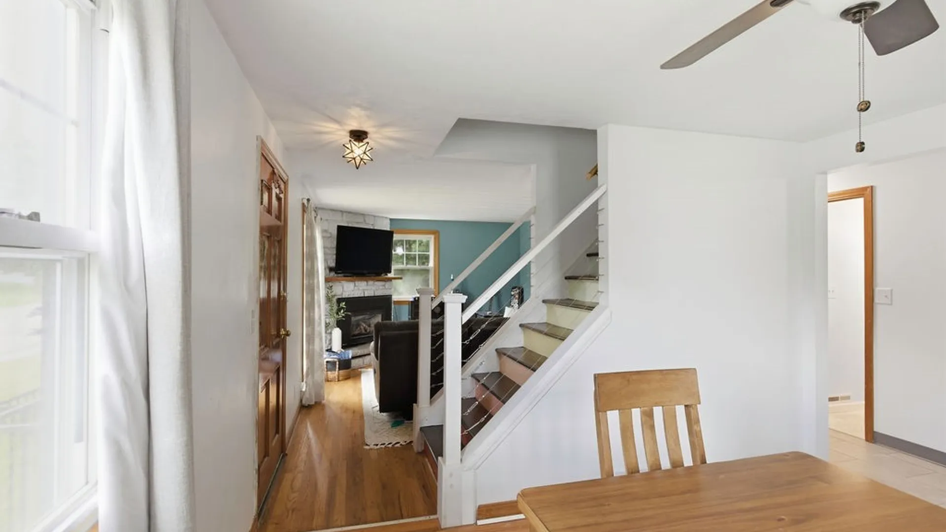 Property at 402 Beverly Drive, Camillus, NY 13219 3