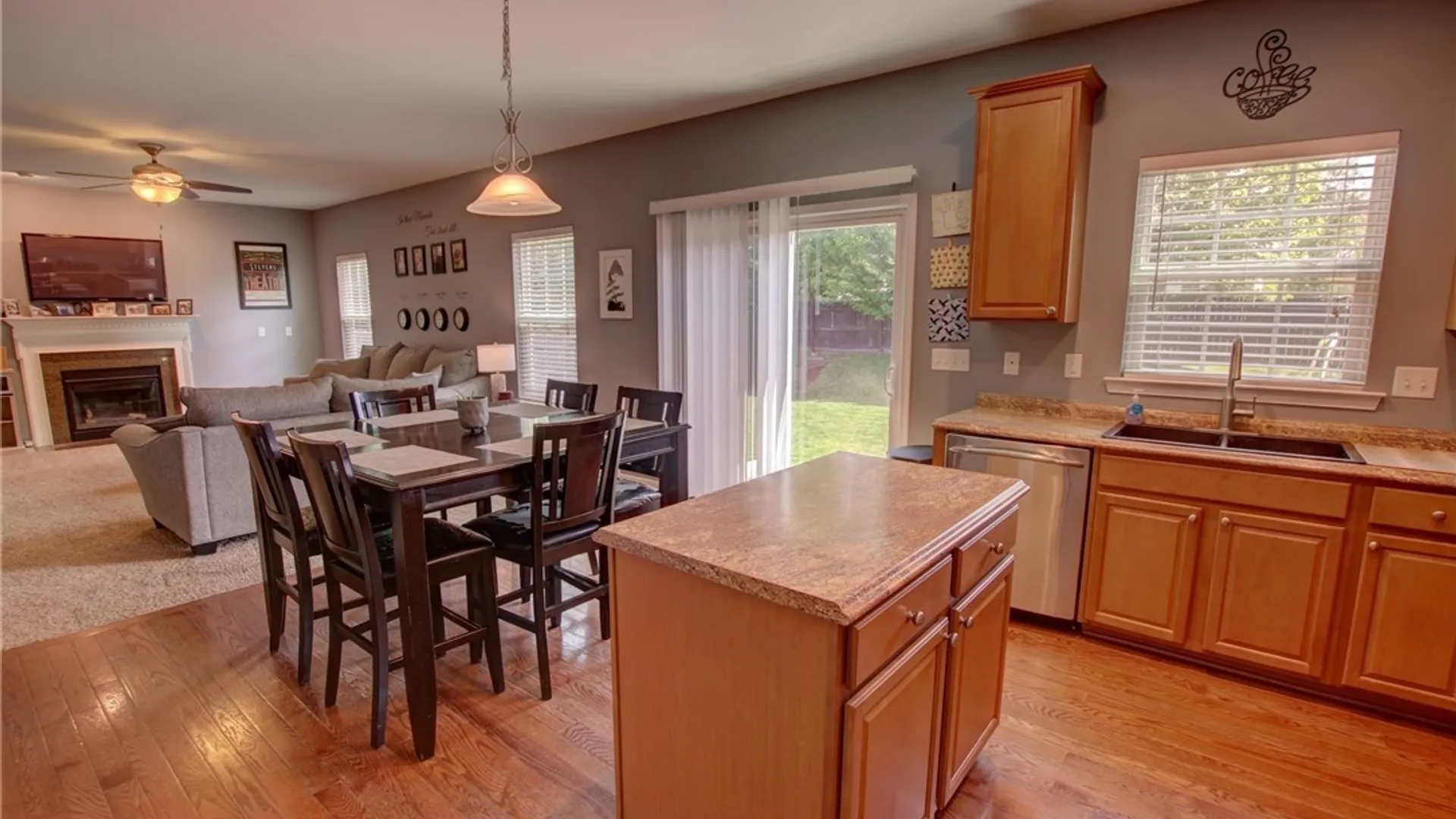 Property at 13 Scooter Lane, Hamburg, NY 14075 17