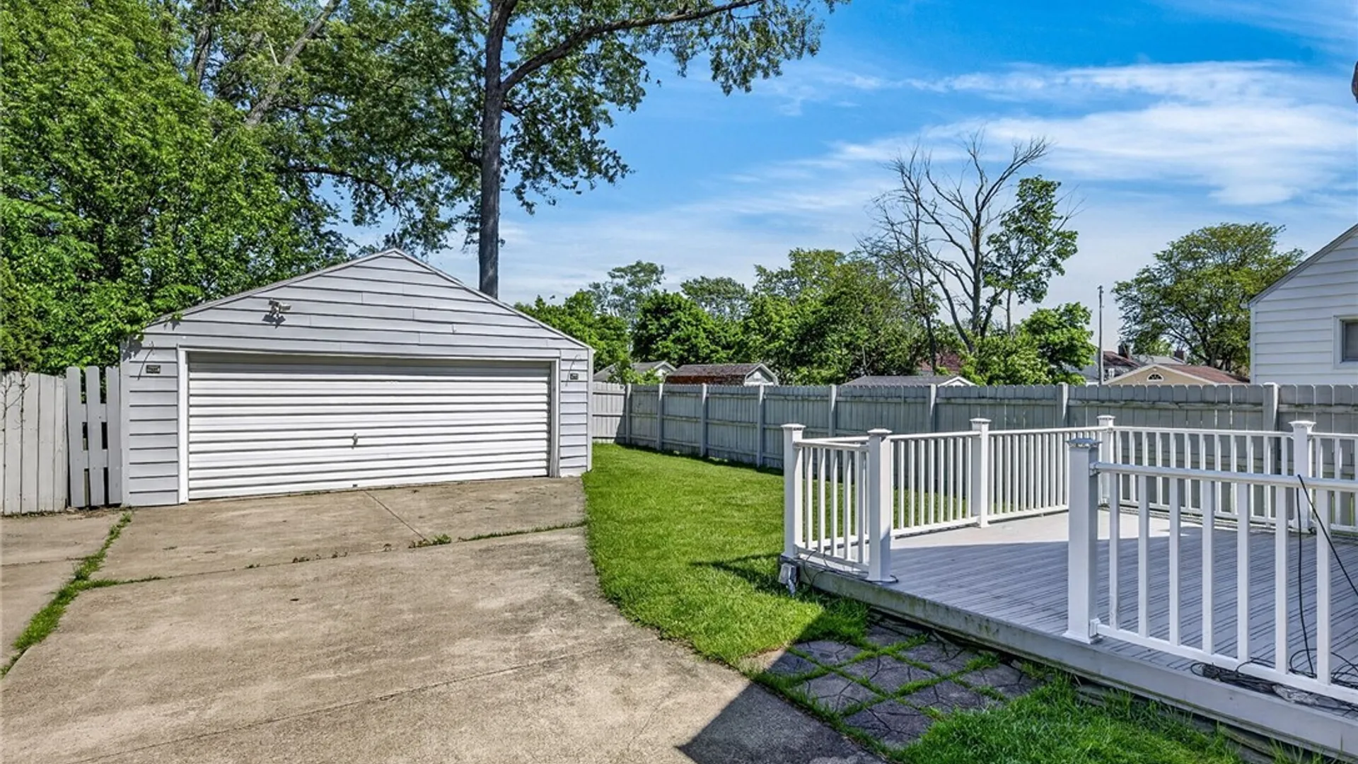 Property at 1009 Pasadena Avenue, Niagara Falls, NY 14304 38