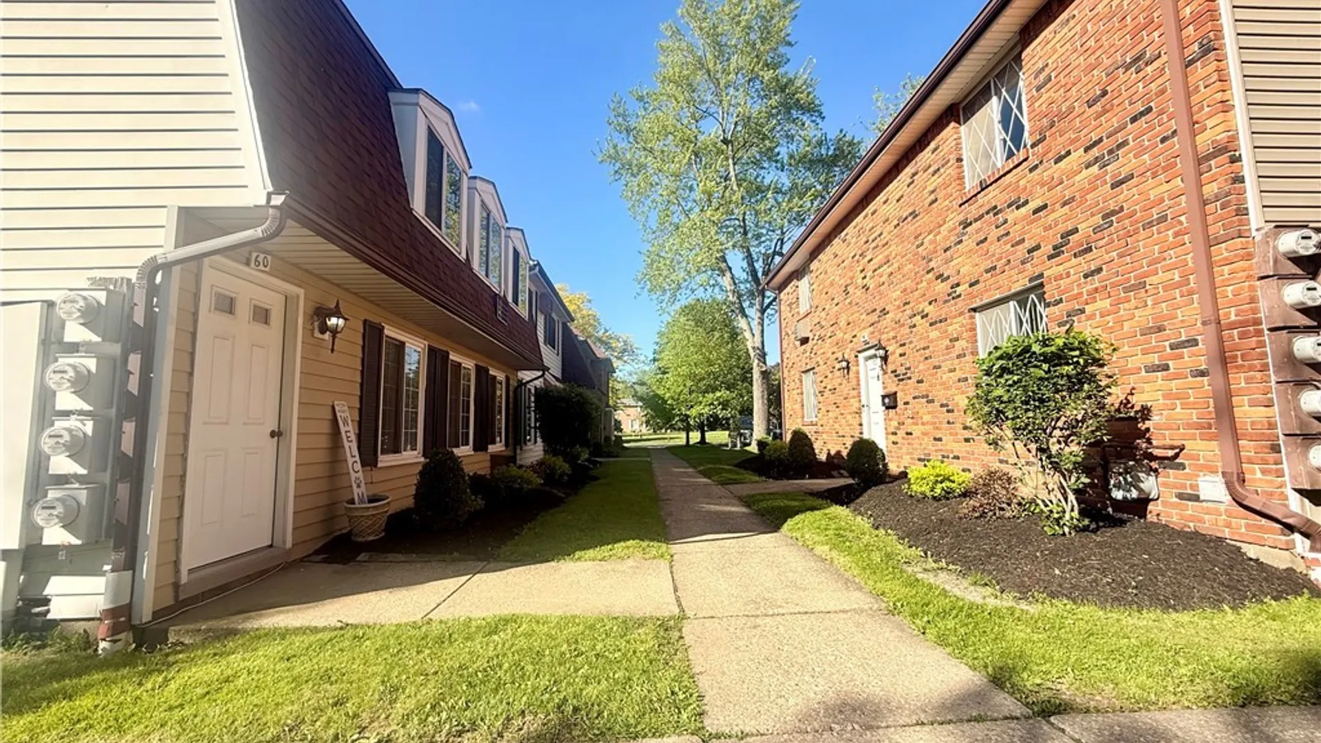 Property at 60 Wellington Court, Amherst, NY 14221 18