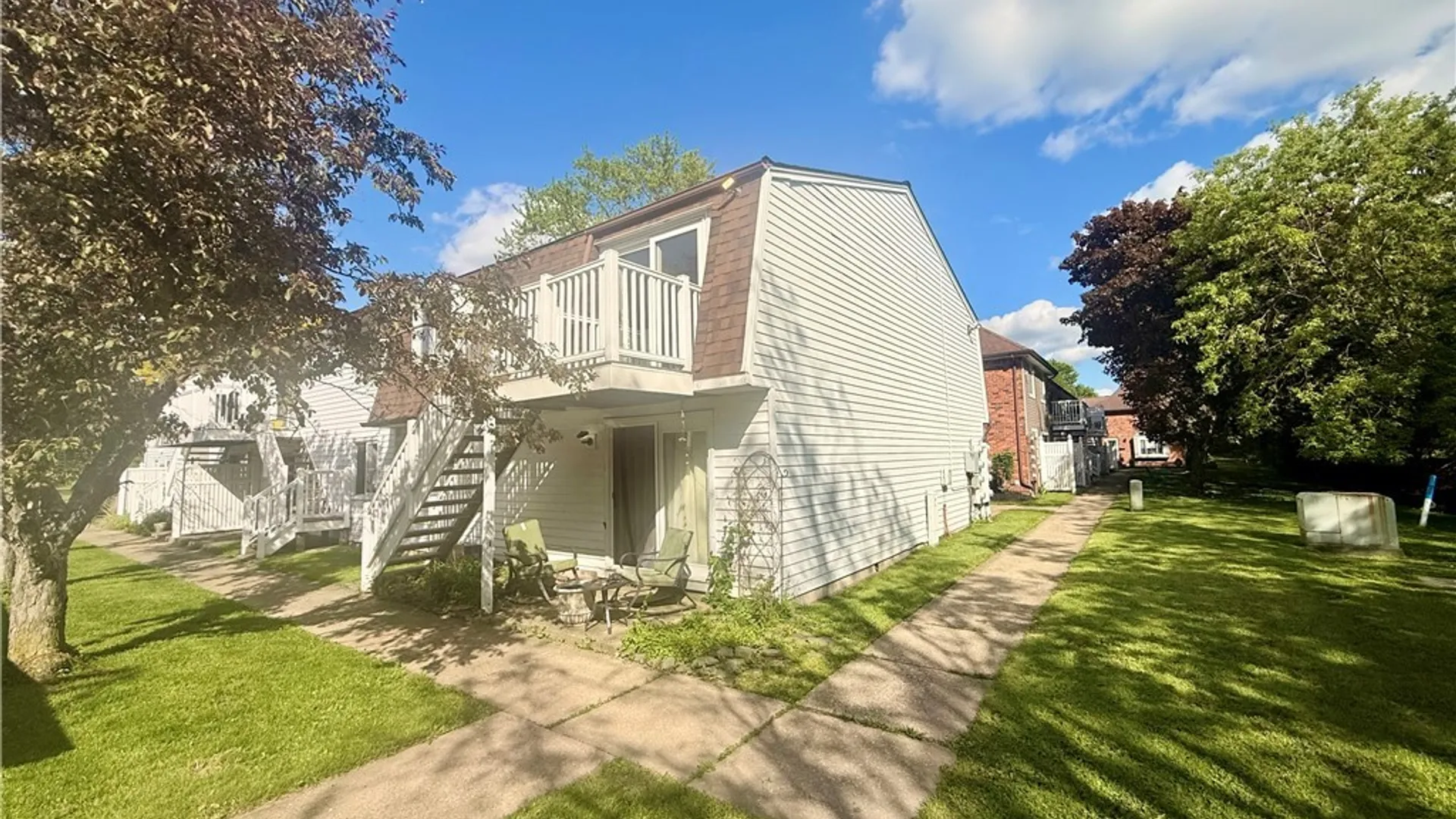 Property at 60 Wellington Court, Amherst, NY 14221 3