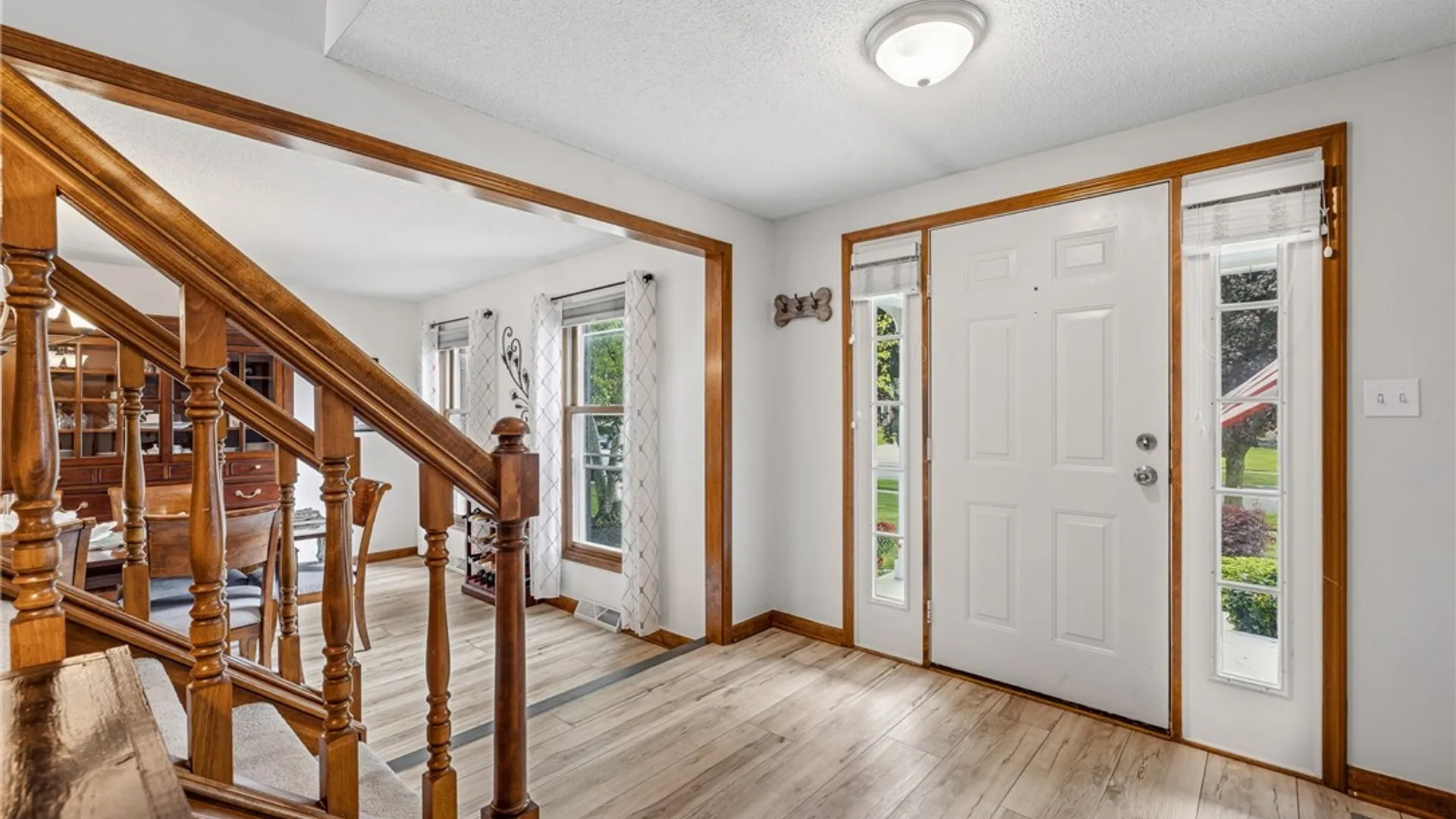 Property at 26 Hemlock Lane, Lancaster, NY 14086 4