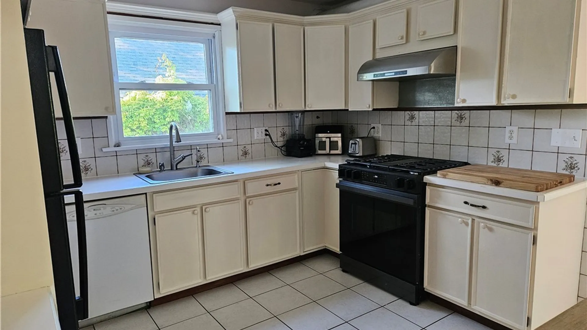 Property at 214 Revere Road, DeWitt, NY 13214 5
