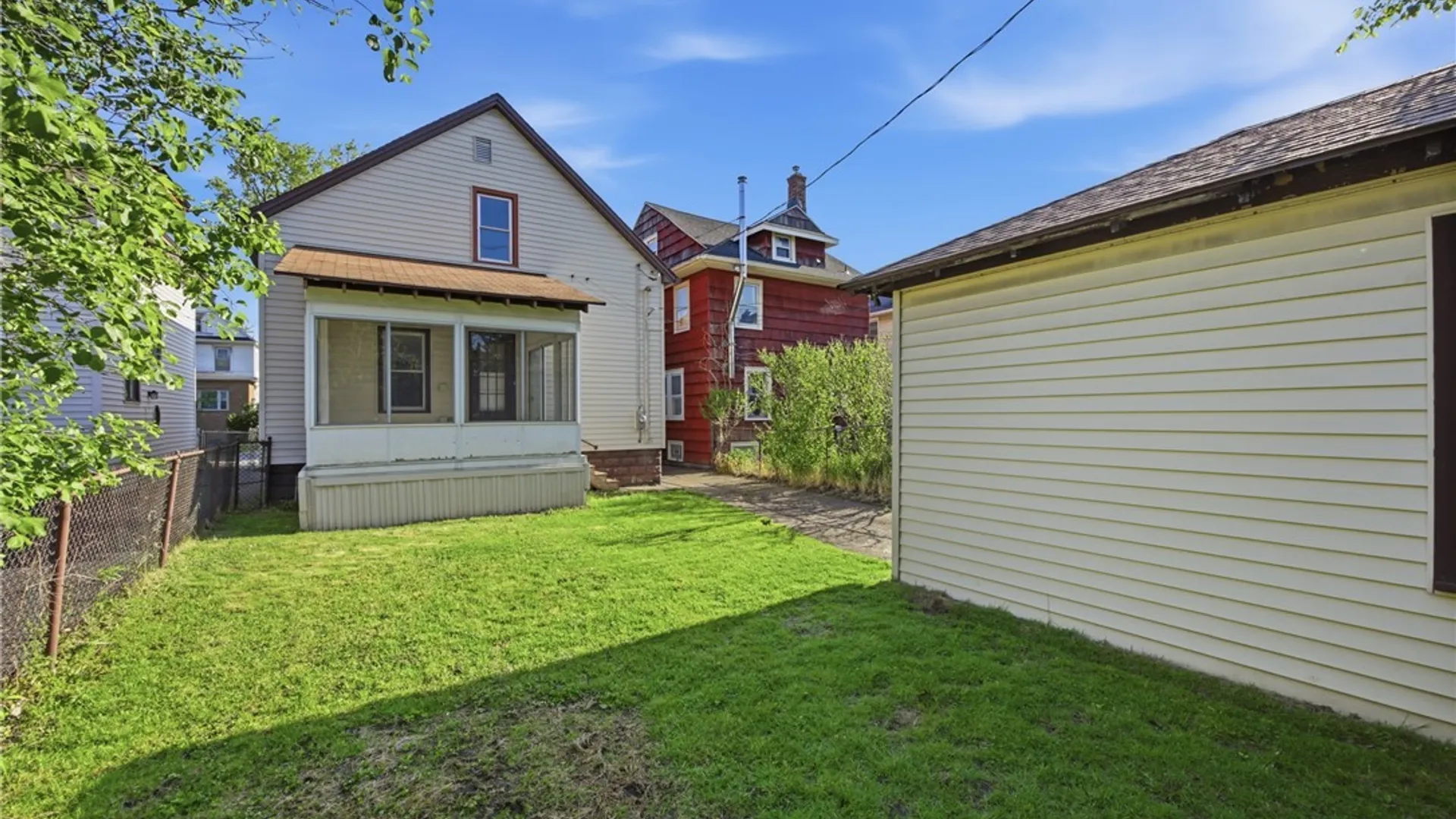 Property at 67 E Hazeltine Avenue, Tonawanda, NY 14217 28
