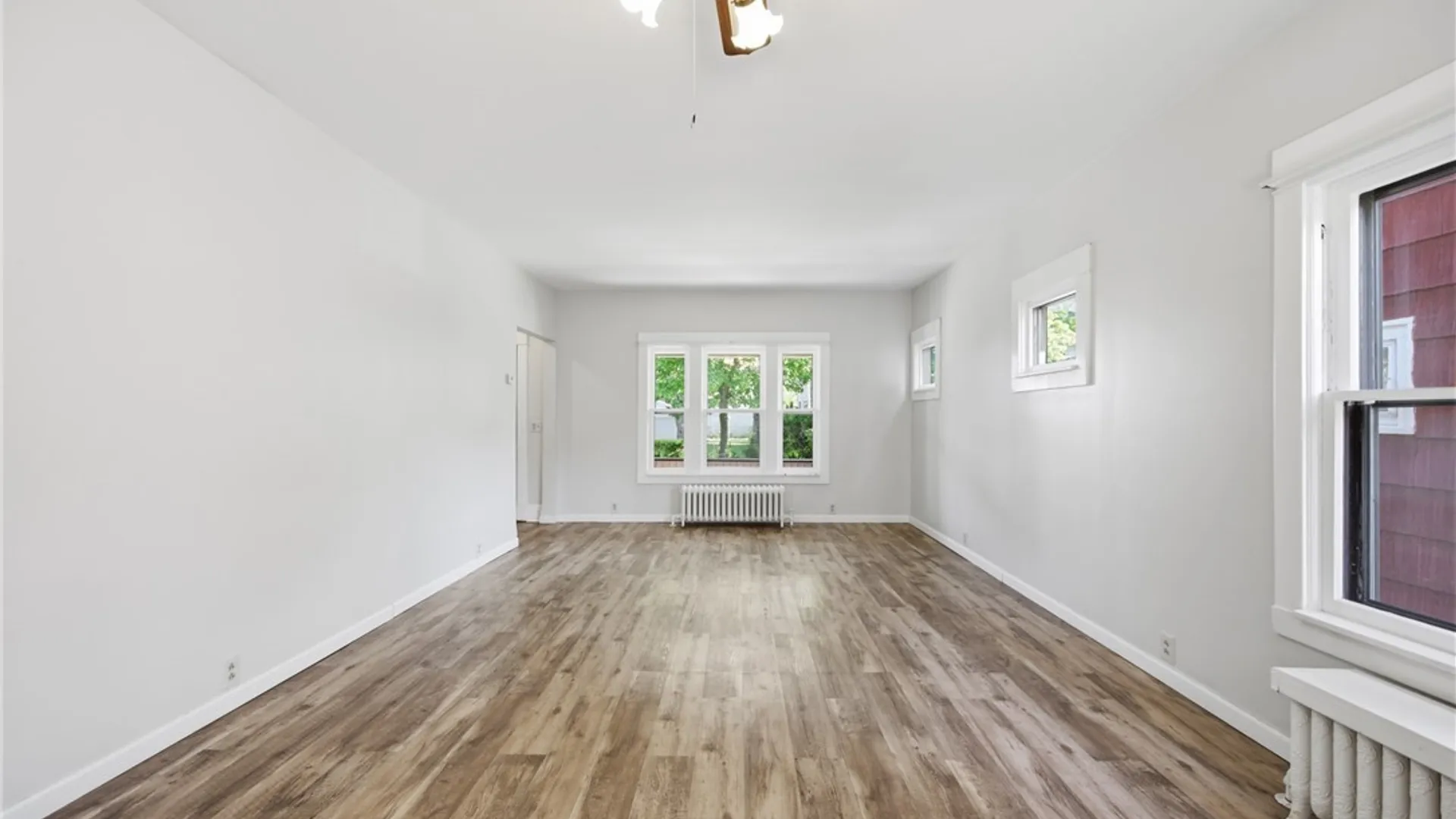 Property at 67 E Hazeltine Avenue, Tonawanda, NY 14217 9