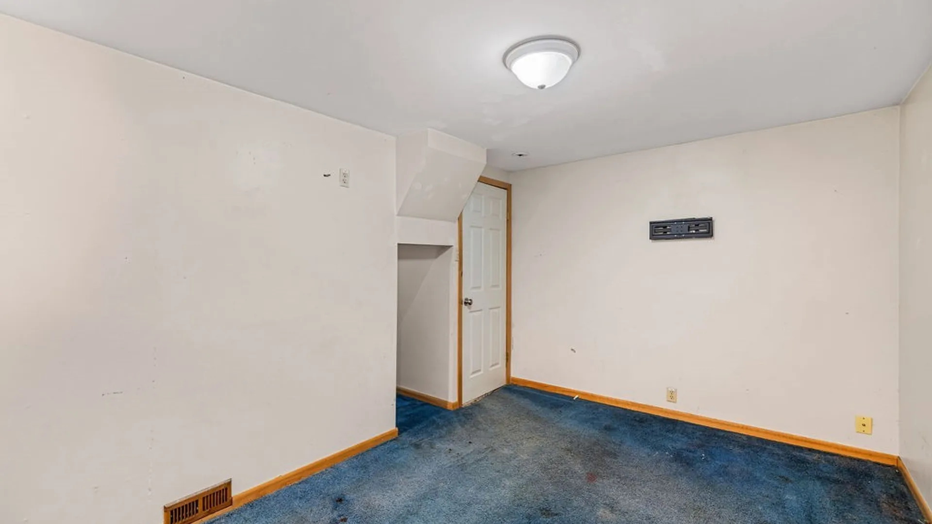 Property at 1717 Willow Avenue, Niagara Falls, NY 14305 10