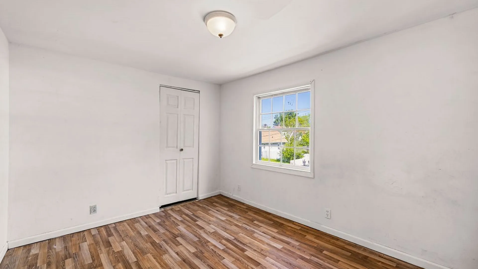 Property at 1717 Willow Avenue, Niagara Falls, NY 14305 15