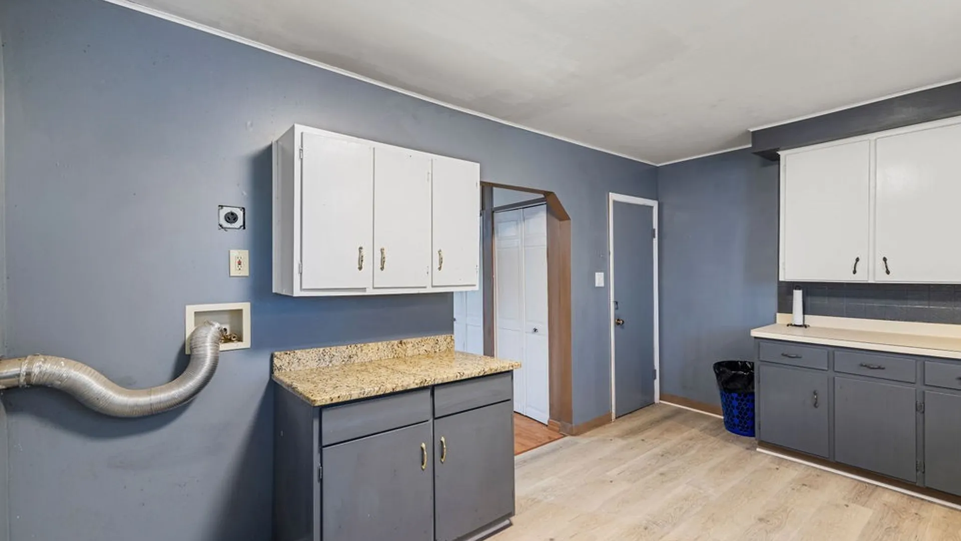 Property at 1717 Willow Avenue, Niagara Falls, NY 14305 8