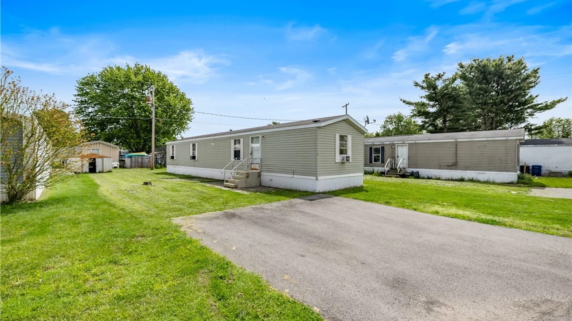 Property at 768 Dorwood Park, Wilson, NY 14131 27
