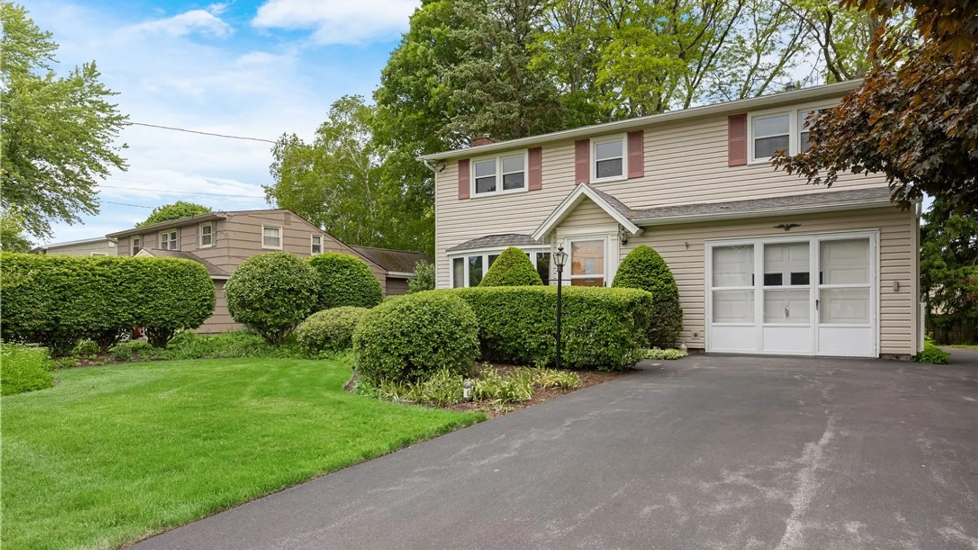 Property at 202 E Arbordale Road, Camillus, NY 13219 3