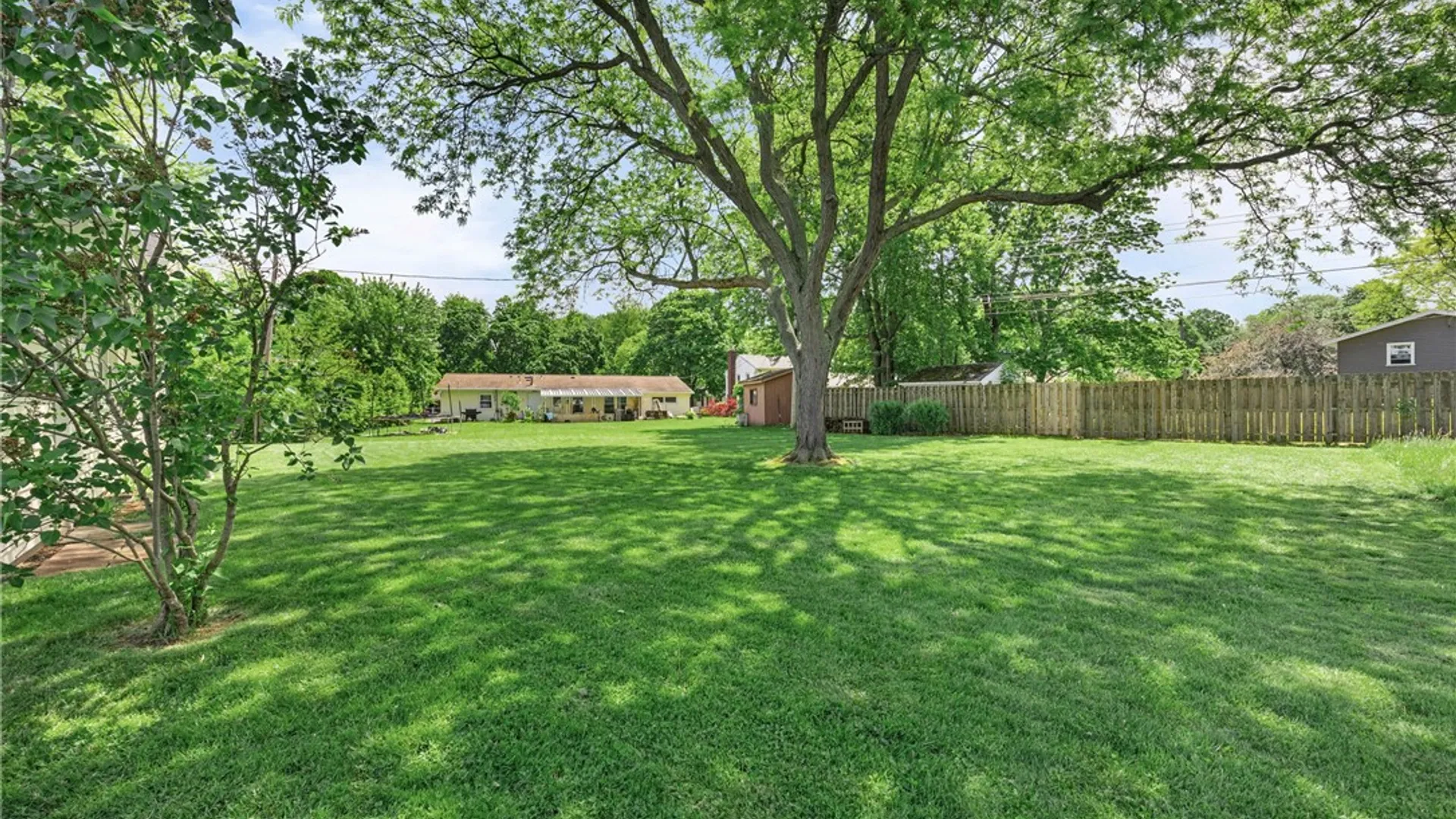 Property at 648 Meadowbriar Road, Greece, NY 14616 38