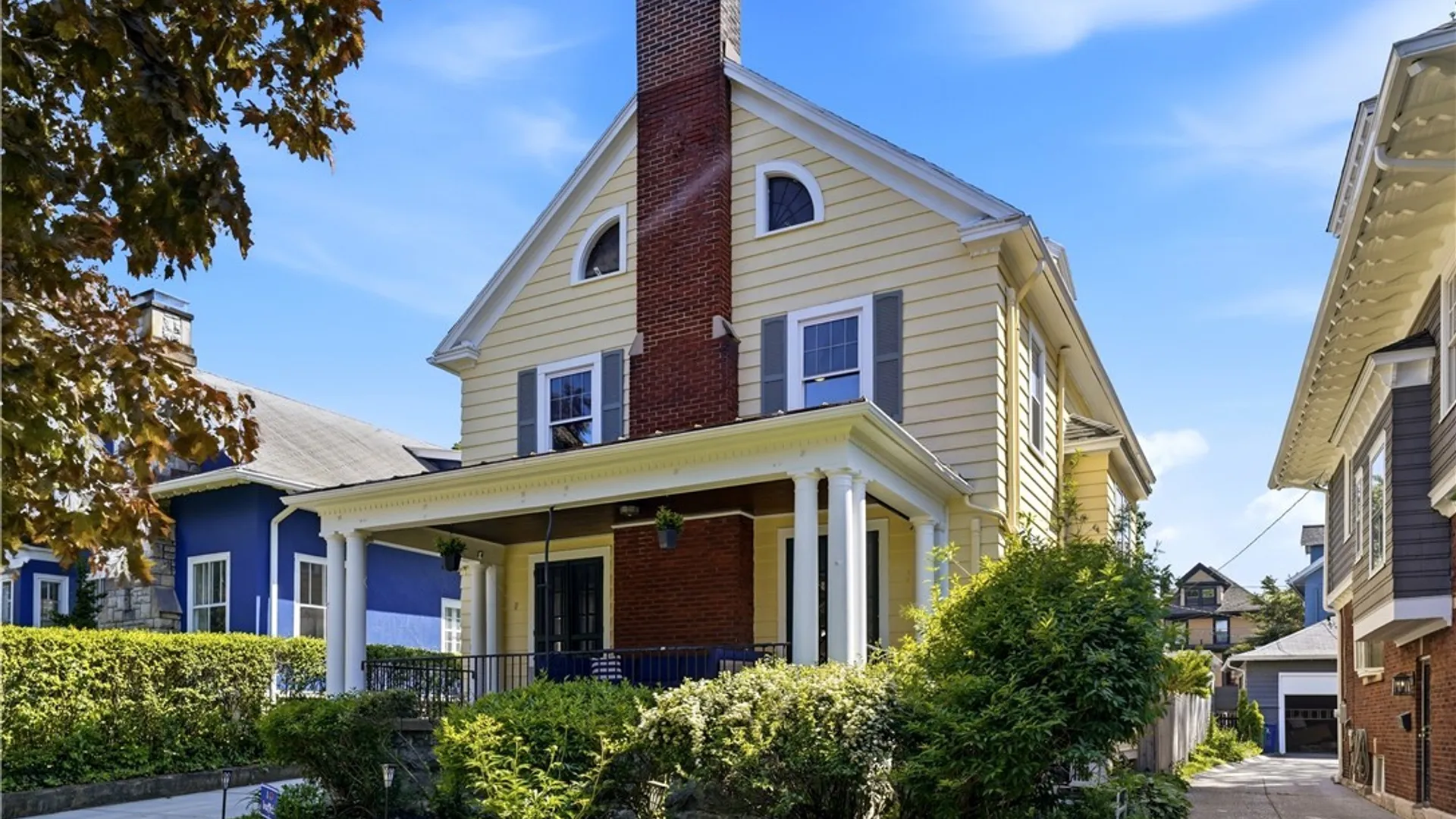 Property at 40 Jewett Parkway, Buffalo, NY 14214 2