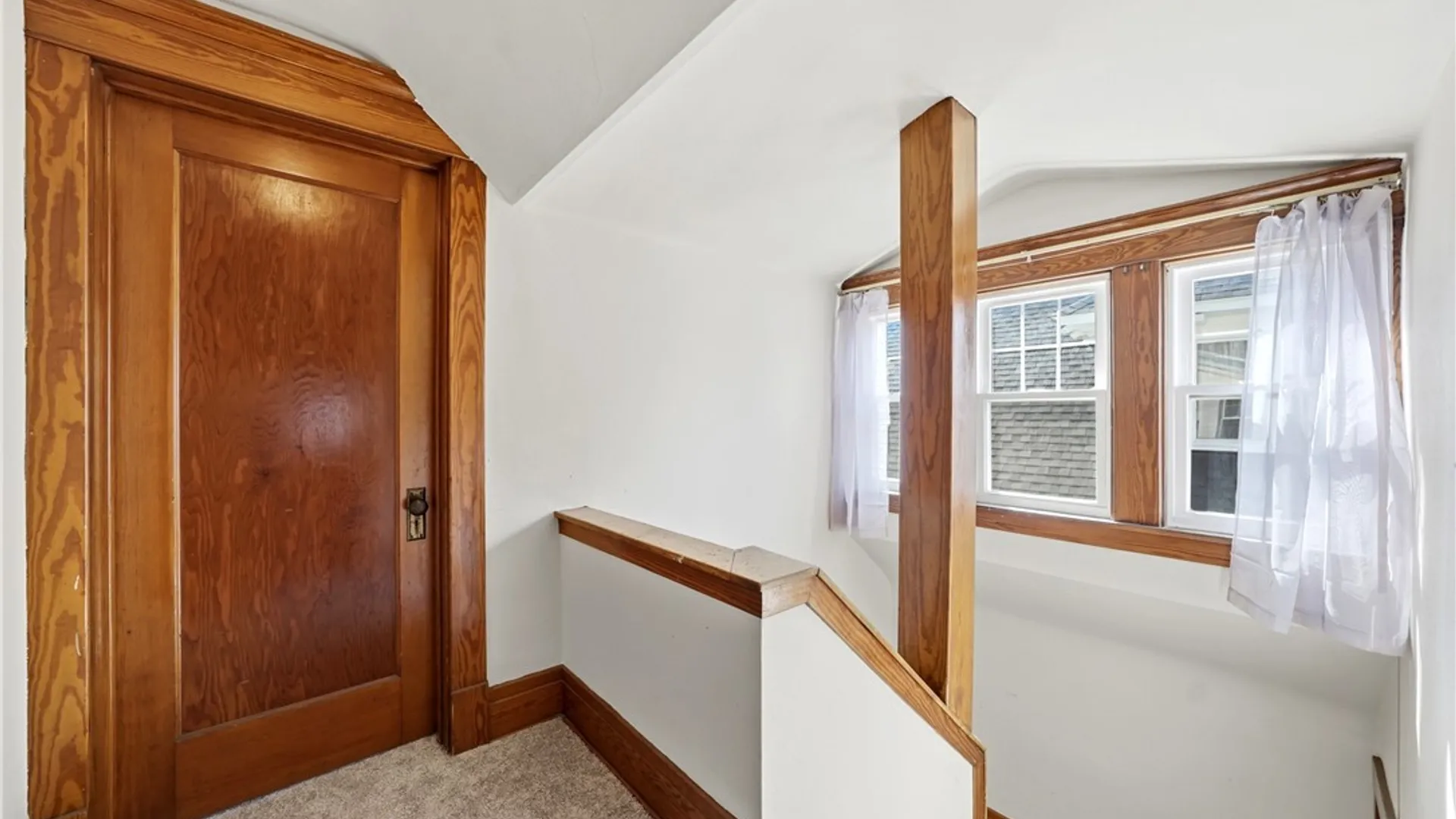Property at 40 Jewett Parkway, Buffalo, NY 14214 33