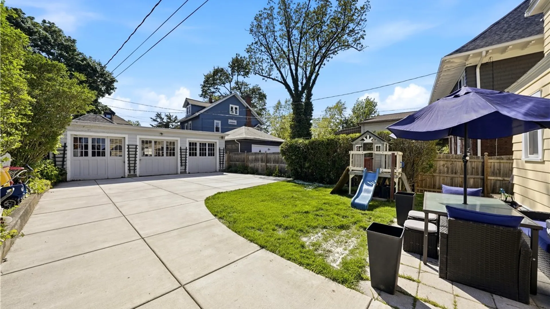 Property at 40 Jewett Parkway, Buffalo, NY 14214 40