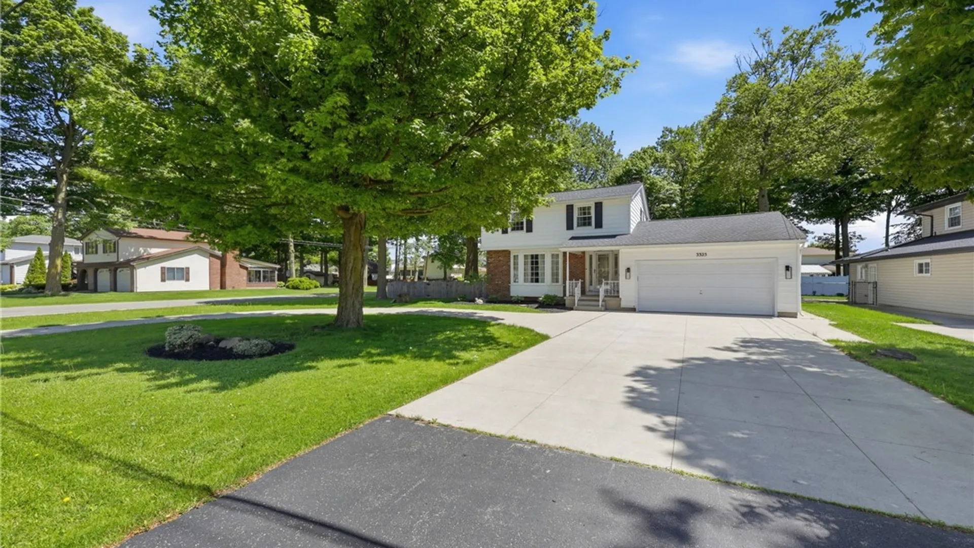 Property at 3325 Miller Road, Niagara, NY 14304 4