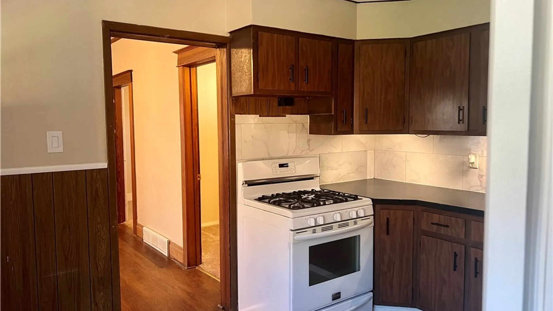 Property at 77 Weiss Street, Buffalo, NY 14206 10