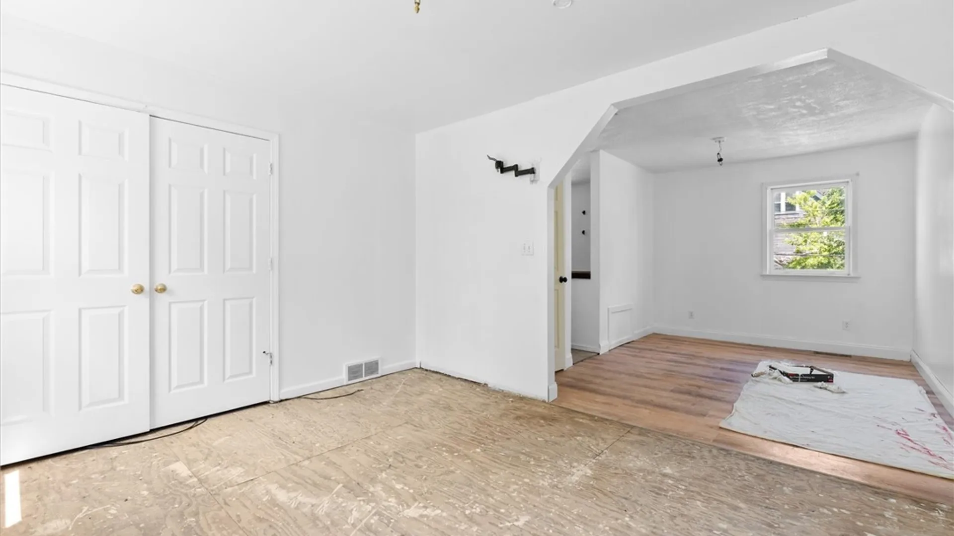 Property at 233 W Newell Street, Syracuse, NY 13205 24