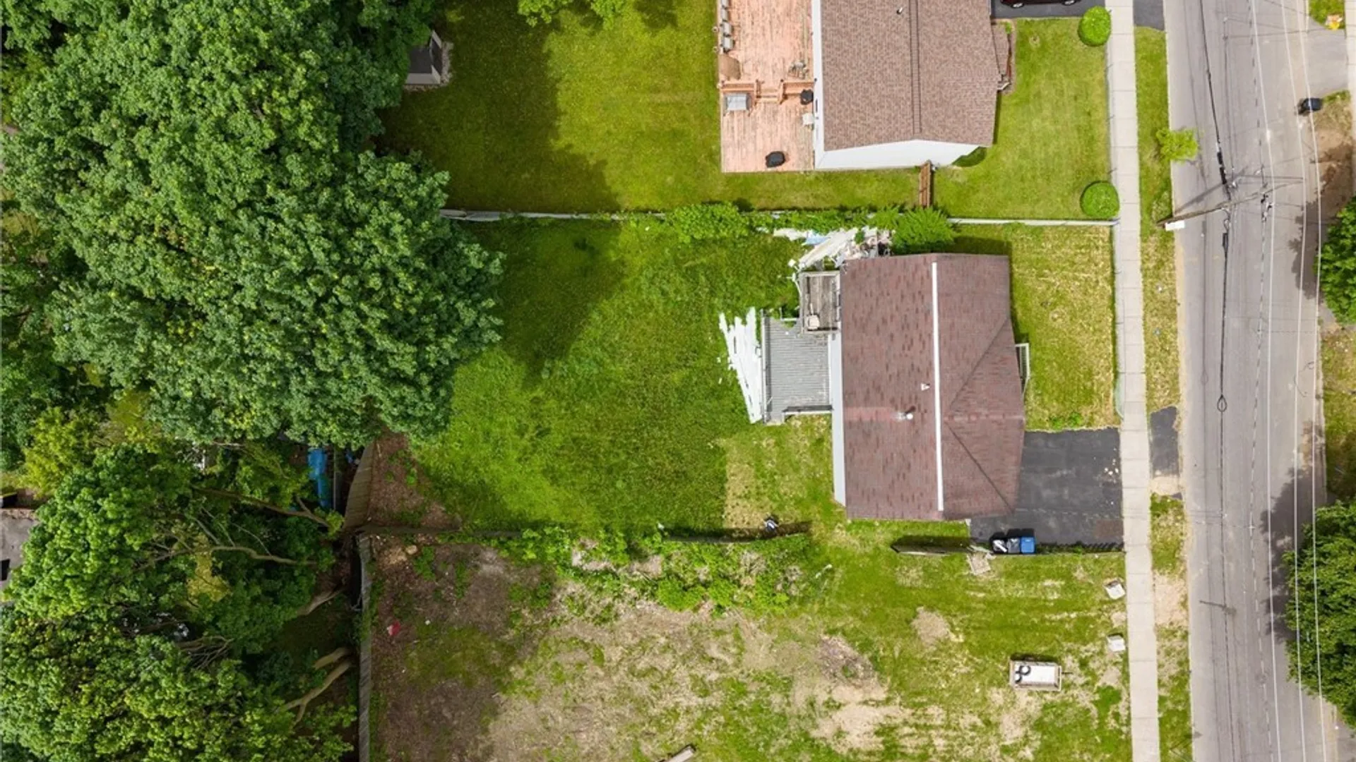 Property at 233 W Newell Street, Syracuse, NY 13205 7