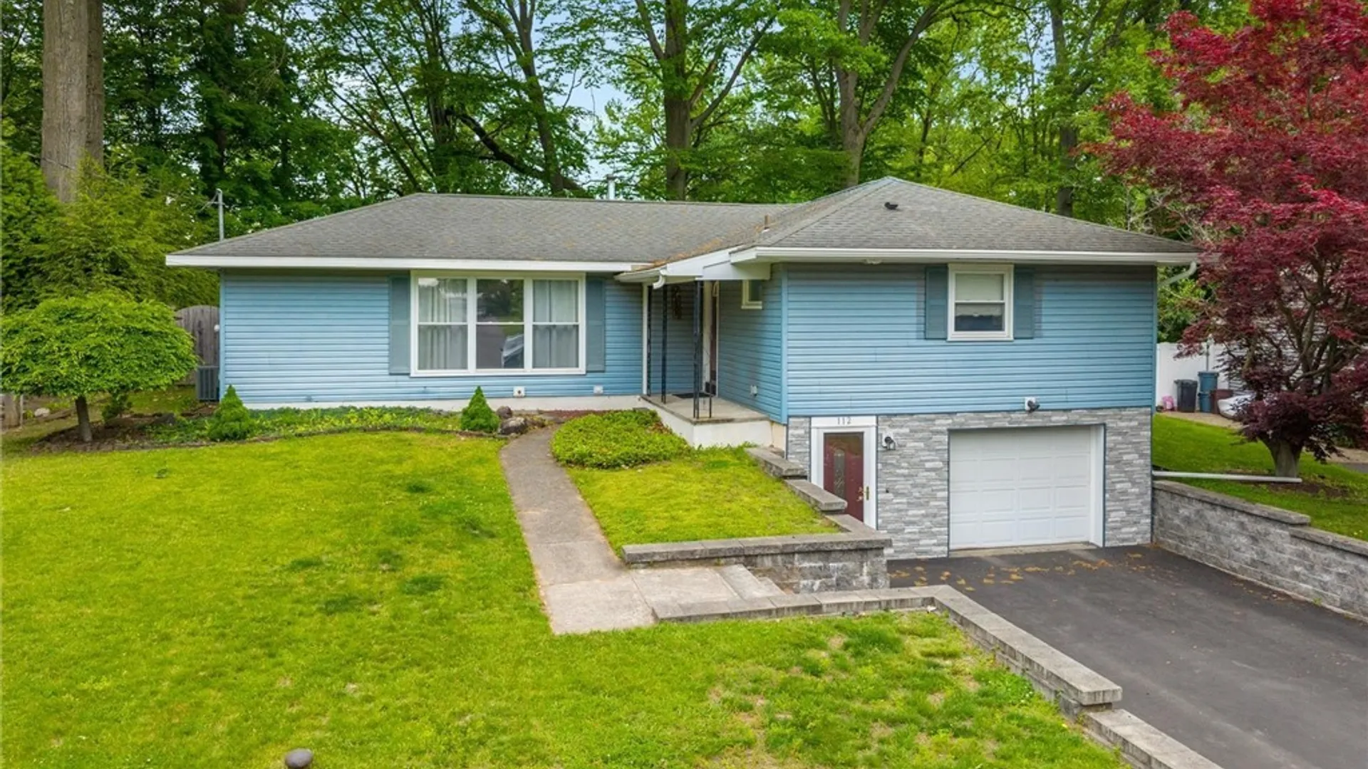 Property at 112 David Drive, Clay, NY 13212 4