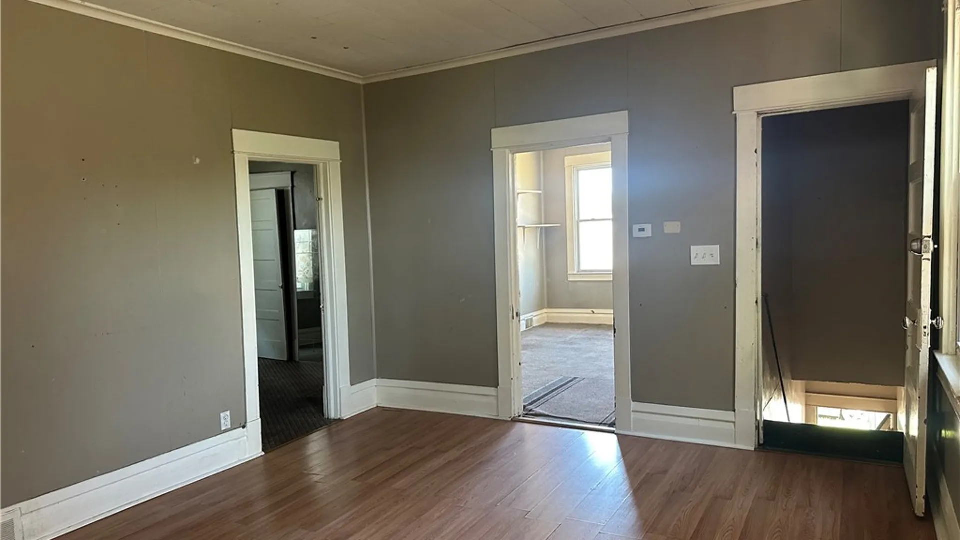 Property at 81 Aldrich Place, Buffalo, NY 14220 15