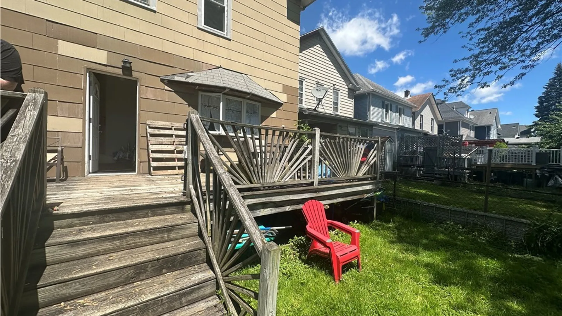 Property at 81 Aldrich Place, Buffalo, NY 14220 6