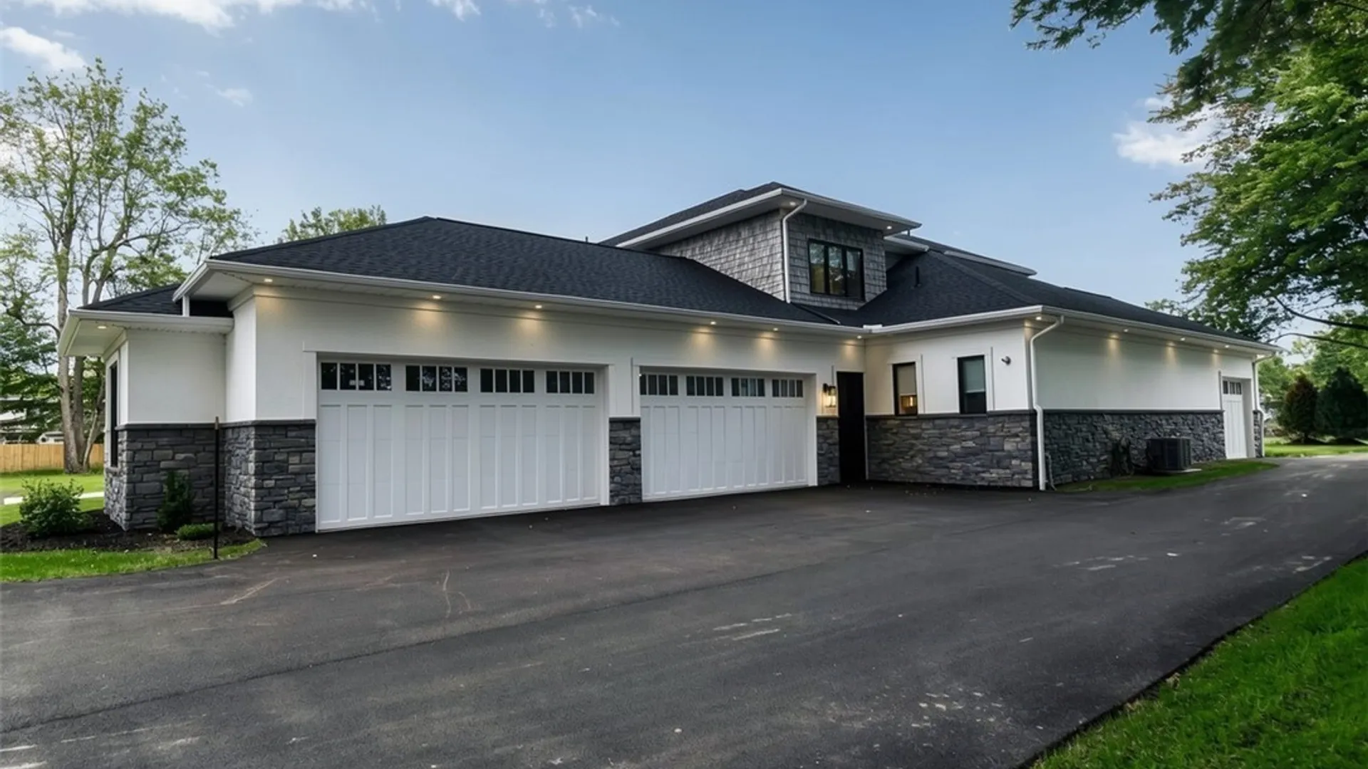 Property at 11 Sanctuary Court, Amherst, NY 14221 5