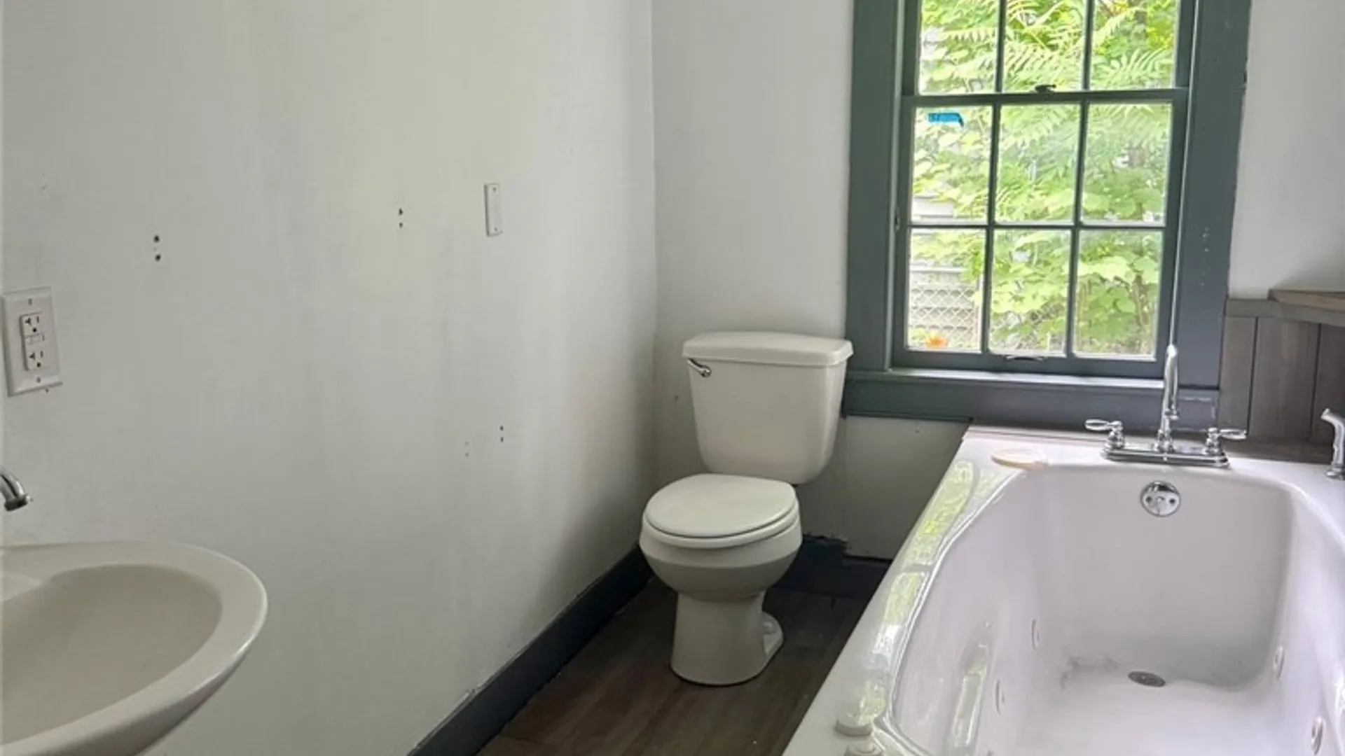Property at 8 W Washington Street, Bath, NY 14810 12