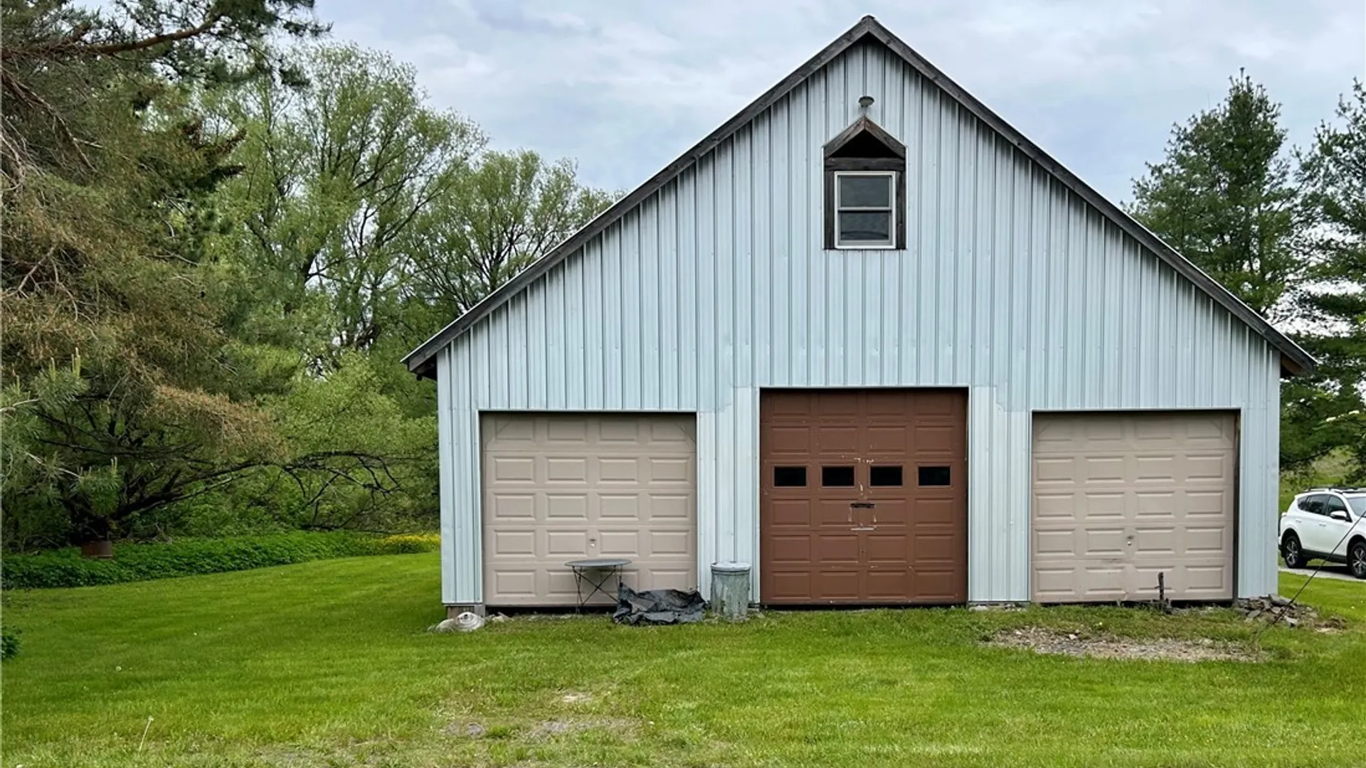 Property at 1223 Osborne Avenue, Sangerfield, NY 13480 4
