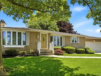 17 Delphi Drive, Cheektowaga, NY 14227